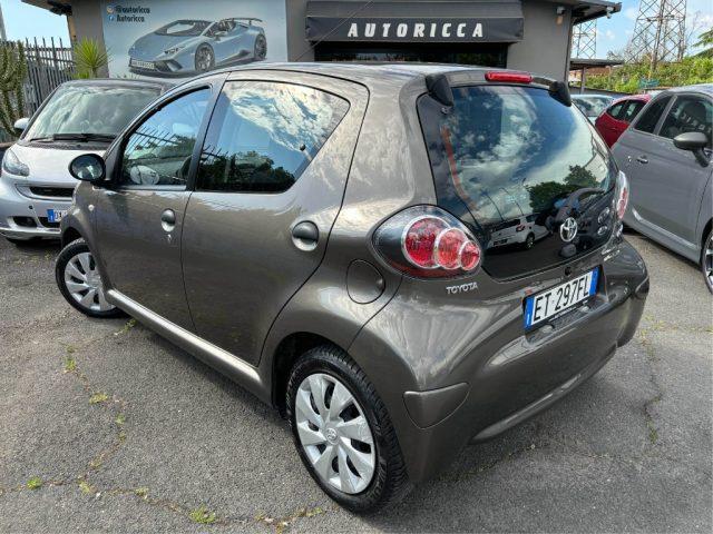TOYOTA Aygo 1.0 69CV 5 porte Connect