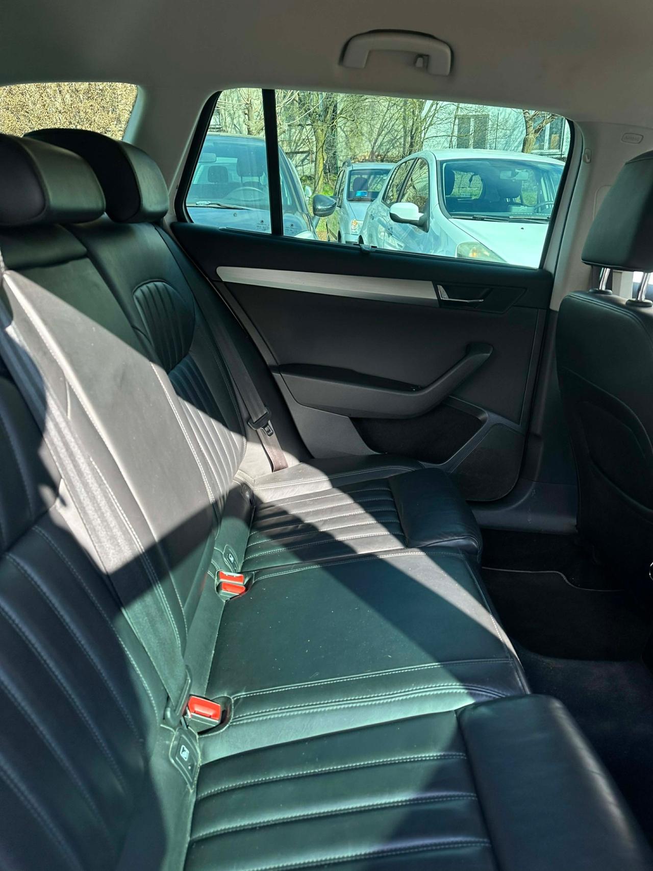 Skoda SUPERB 2.0 TDI 150 CV SCR DSG EXECUTIVE KMCERT UNICOPR