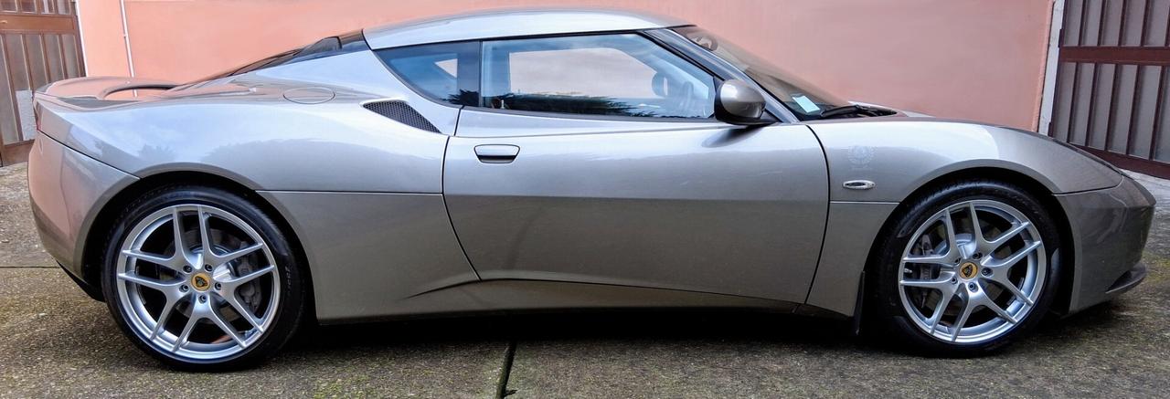 Lotus Evora 2+0