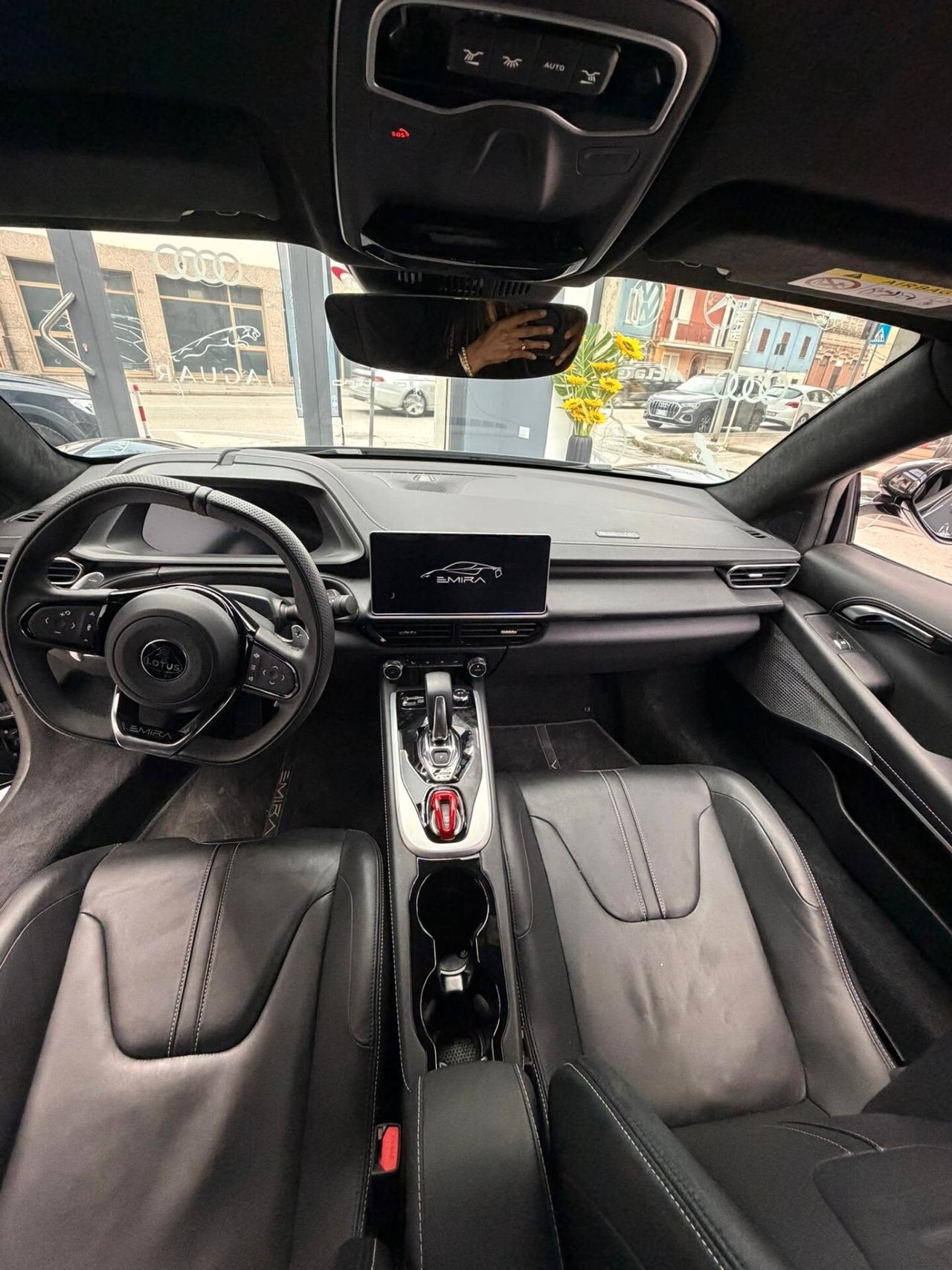 Lotus Emira Turbo DCT