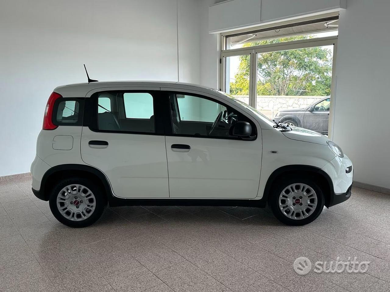 Fiat Panda 1.0 Hybrid SENZA VINCOLI 14.000km 2024