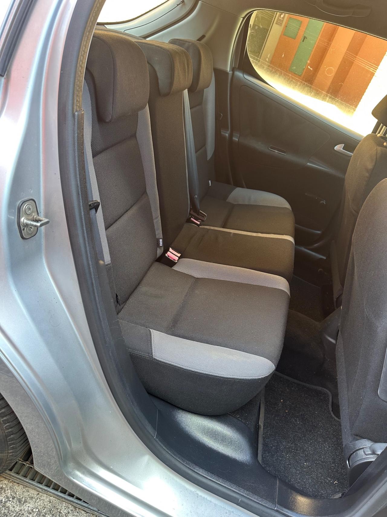Peugeot 207 1.4 88CV 5p. ONE Line