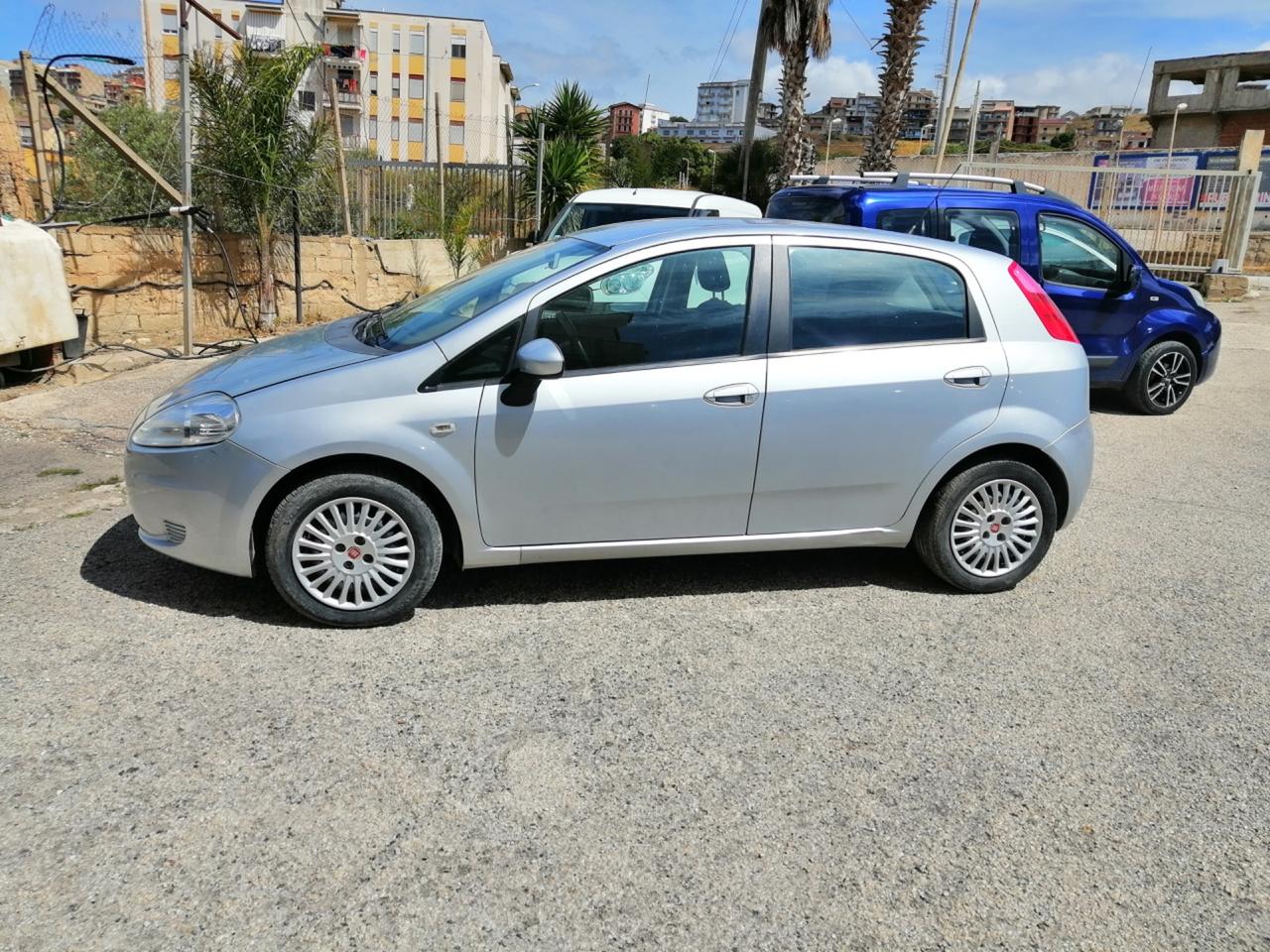 Fiat Grande Punto Grande Punto 1.3 MJT 75 CV 5 porte Dynamic