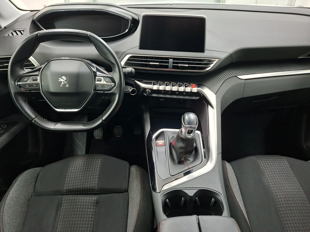 Peugeot 3008 Business 1.5 BlueHDi 130cv