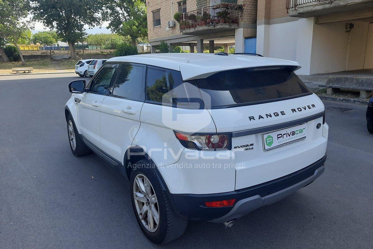 LAND ROVER Range Rover Evoque 2.2 TD4 5p. Pure