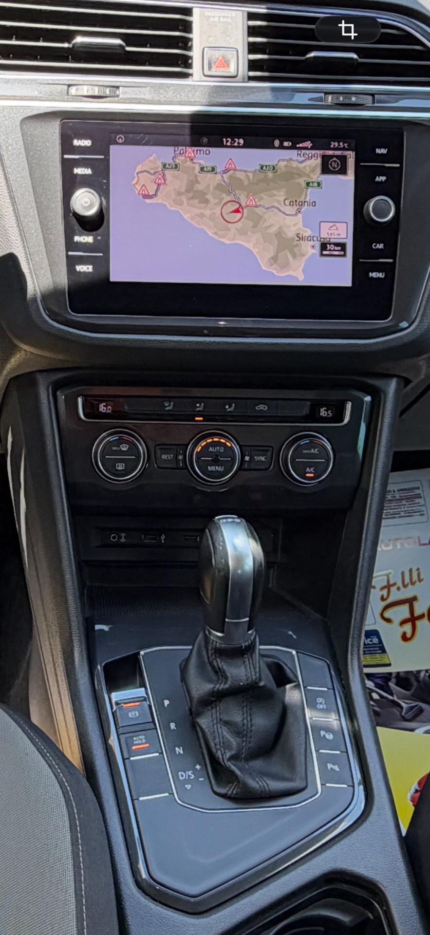 Volkswagen Tiguan 2.0 TDI SCR DSG Business BlueMotion Technology
