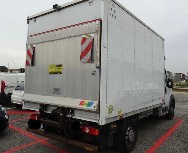 Fiat Ducato BOXATO CON SPONDA IDRAULICA