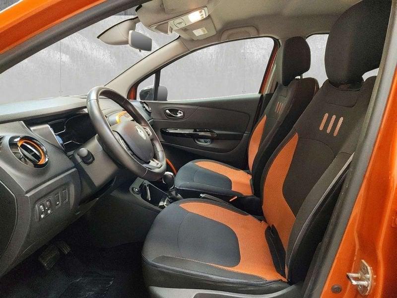 Renault Captur 1.2 tce Intens (energy r-link) s&s 120cv edc E6