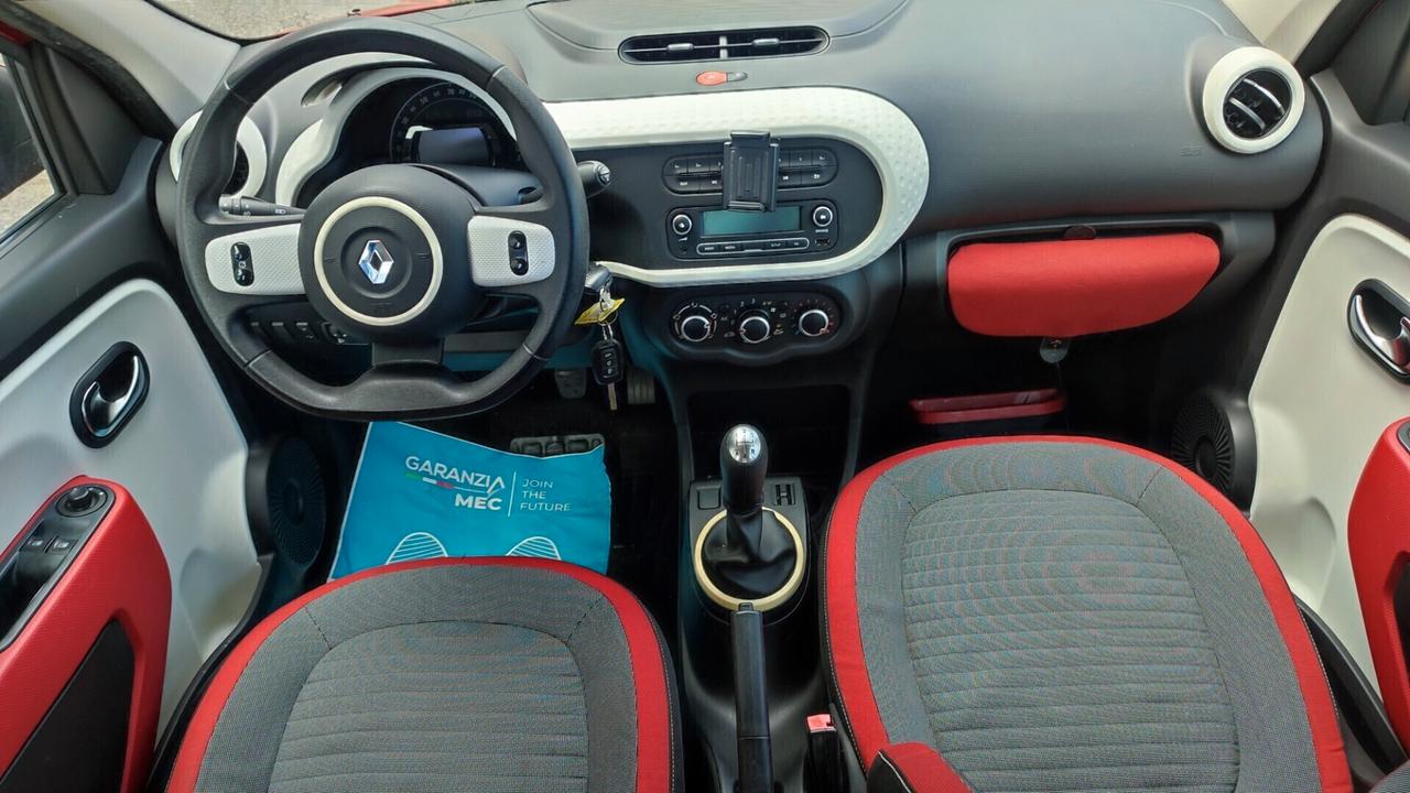 RENAULT Twingo
