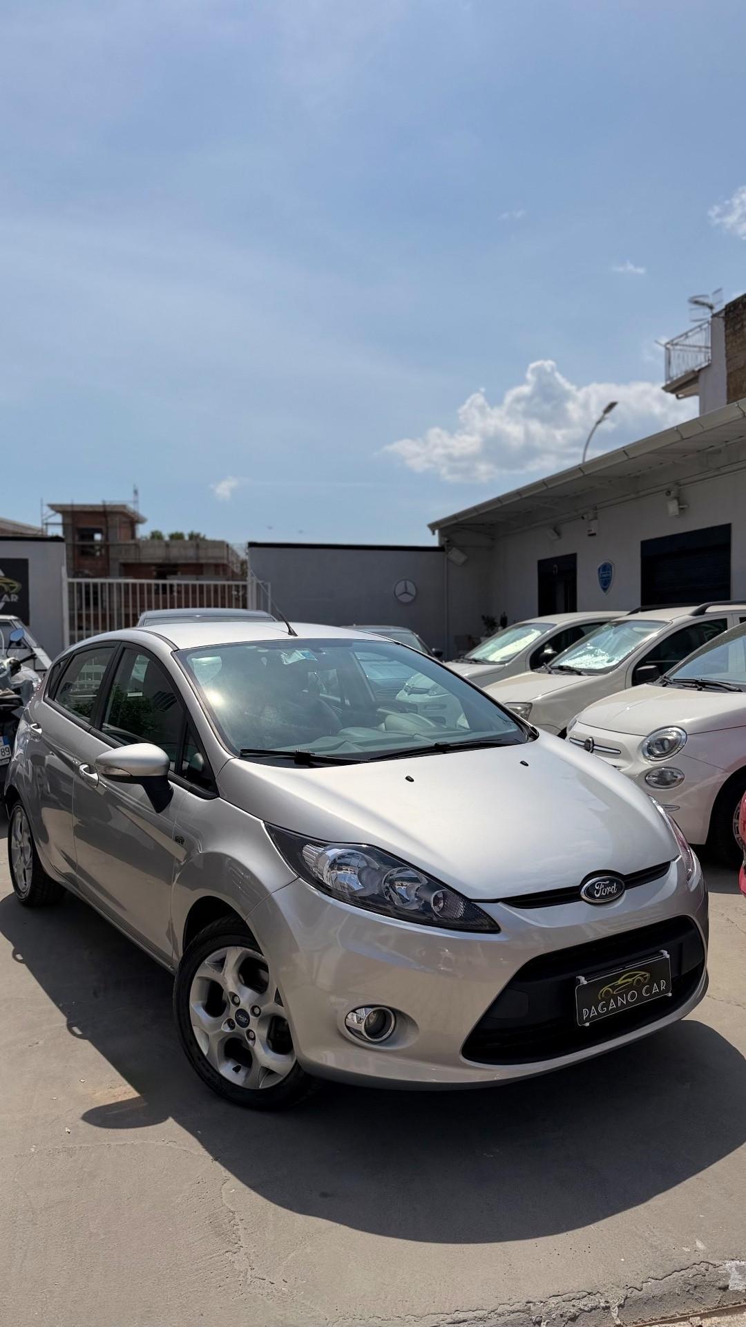 Ford Fiesta 1.4 TDCi 70CV 5 porte Titanium