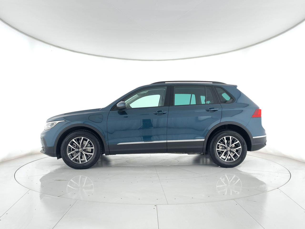 VOLKSWAGEN Tiguan 1.4 tsi eh Life dsg ACC+APP CONNNECT+C17"