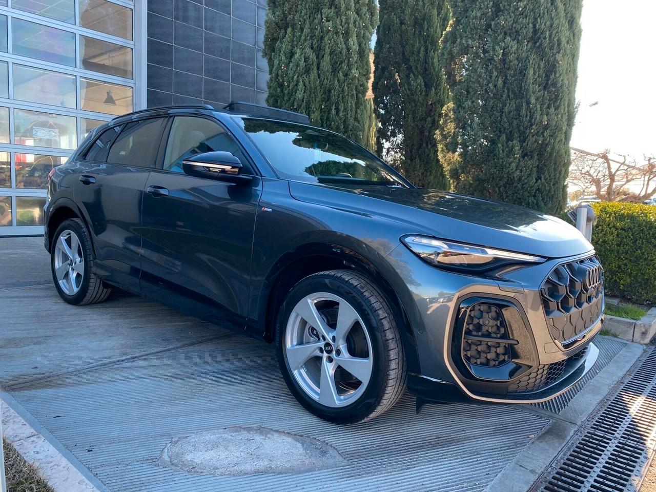 Audi Q5 40 TDI 204 CV quattro Stronic Sline