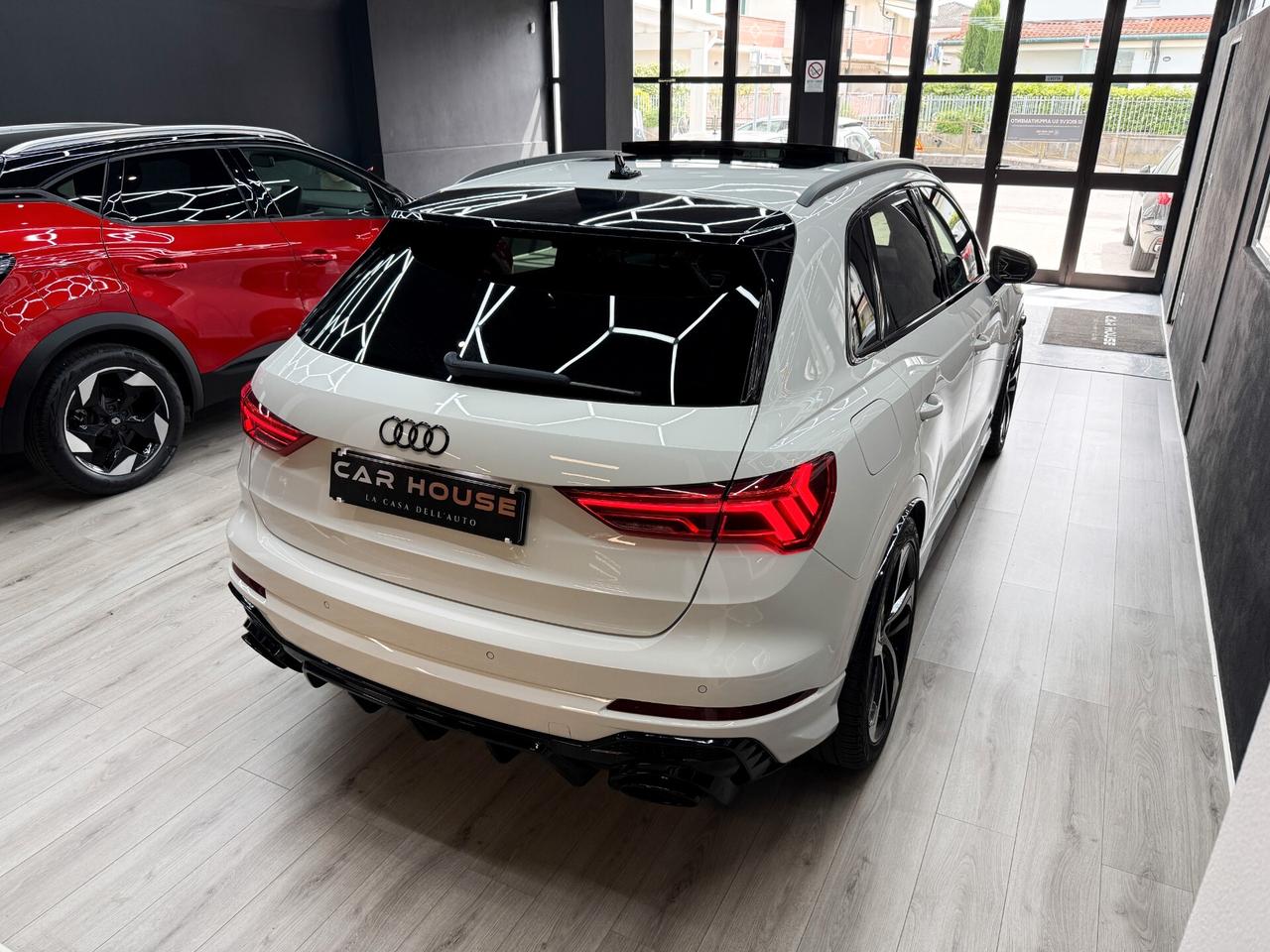 Audi Q3 2.0 TDI 150CV S LINE S-Tronic