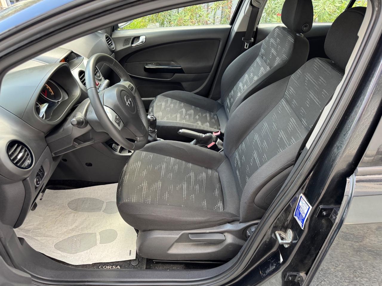 OPEL CORSA 1.3 CDTI NEOPATENTATI KM 53 MILA