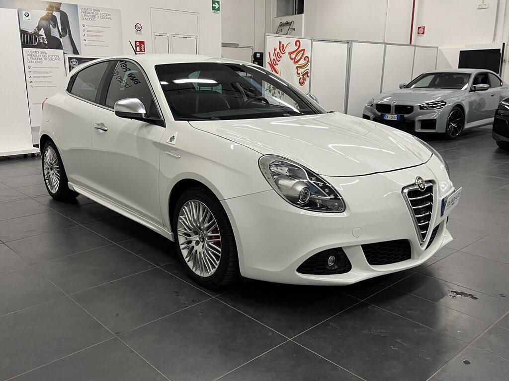 Alfa Romeo Giulia 2.2 Turbo Sprint AT8