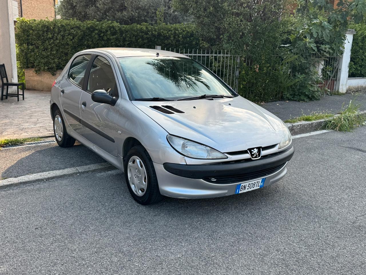 Peugeot 206 1.1 5p. XT