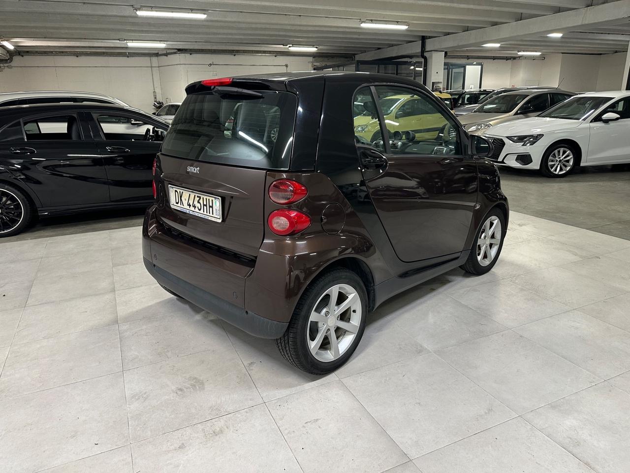 Smart ForTwo 1000 52 kW coupé limited one