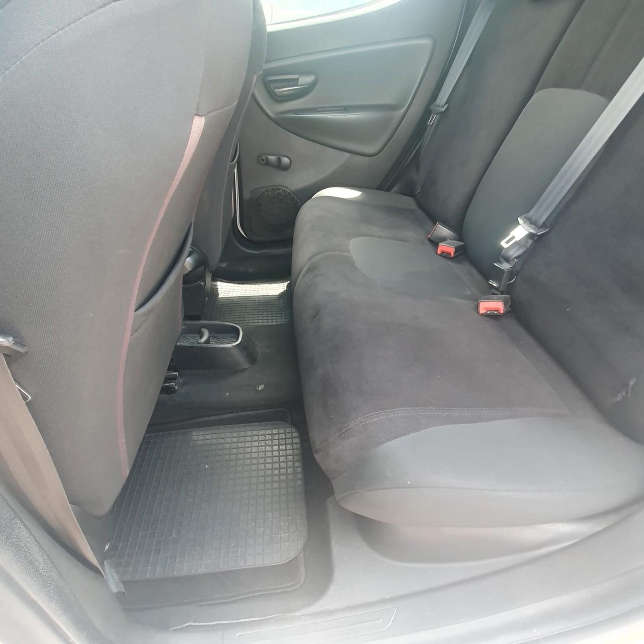Lancia Ypsilon 1.3 MJT 16V 95 CV 5 porte S&S Platinum