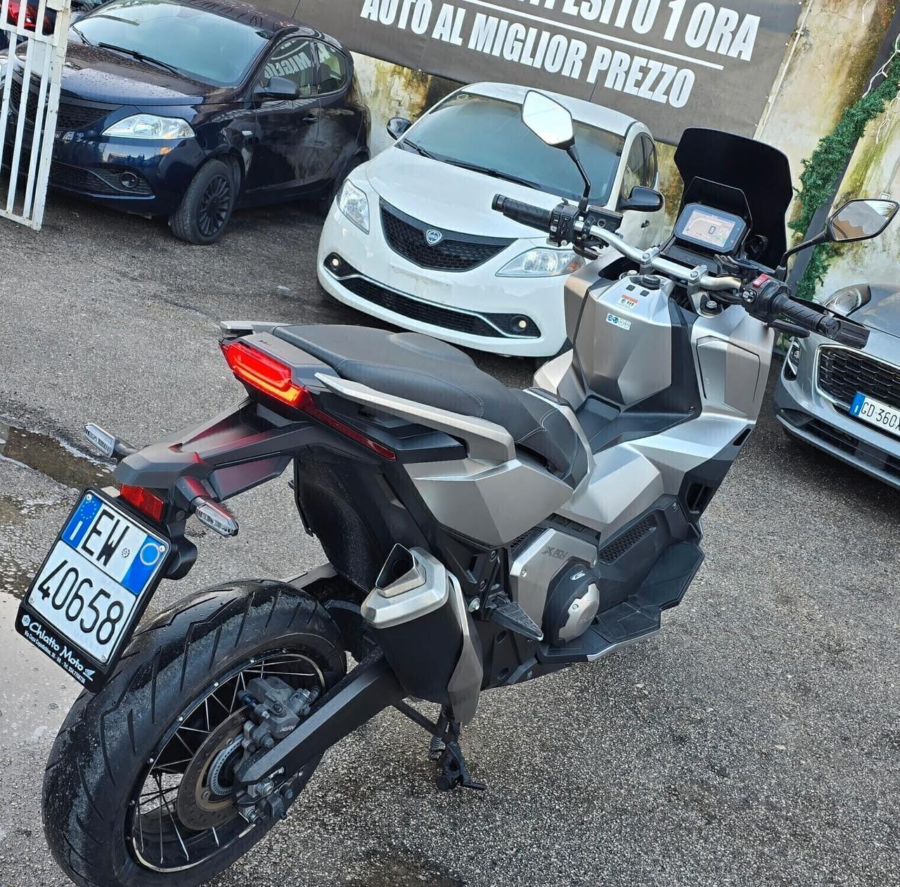 Honda X-ADV 750 sport