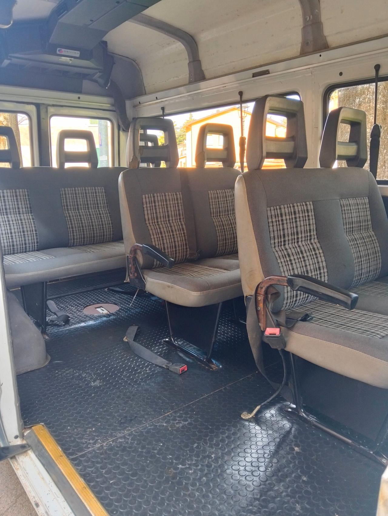 Mercedes-benz Altro MB 100