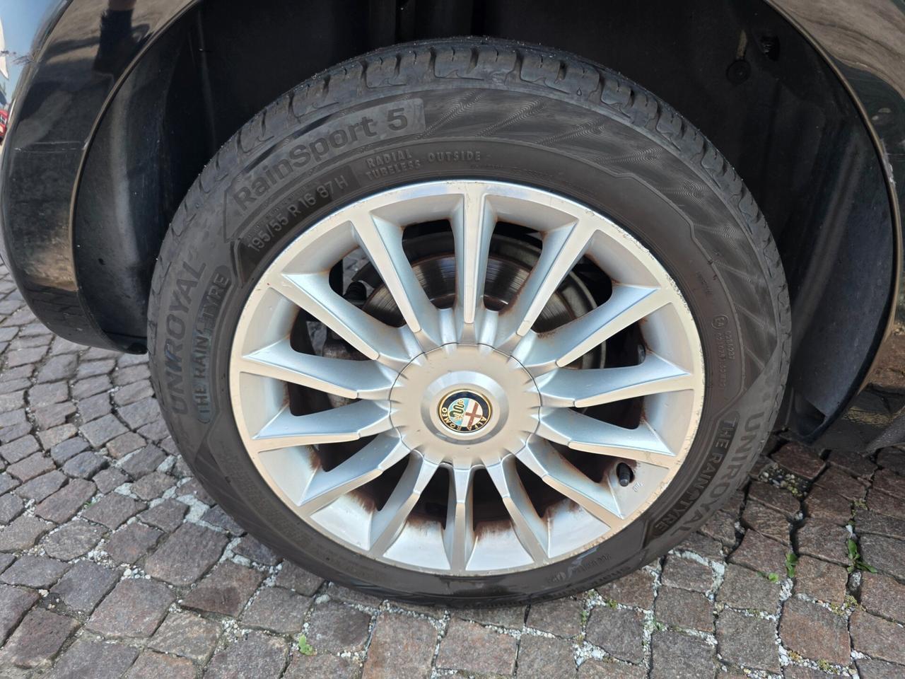 Alfa Romeo MiTo 1.3 JTDm 85 CV con 205.000km Neopatentati ok