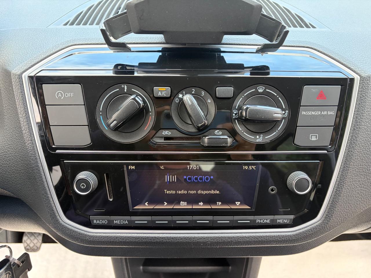 Volkswagen UP 1.0 benz/metano 5p.