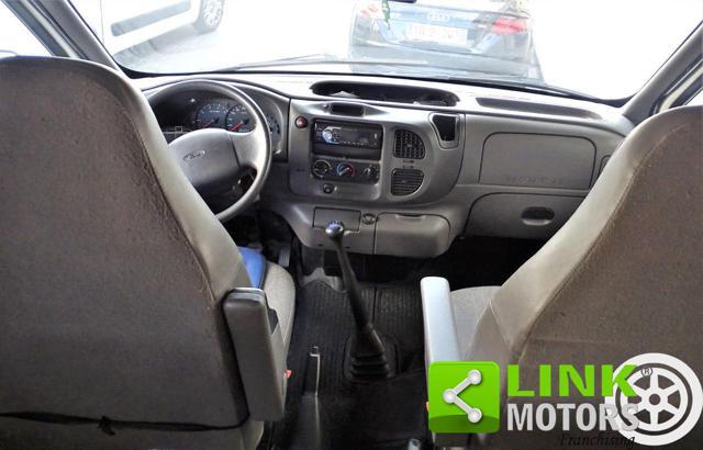 FORD RIVIERA 135 LIVING