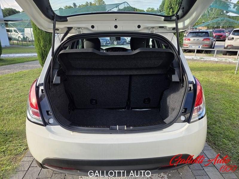 Lancia Ypsilon 1.0 FireFly S&S Hybrid Oro-NESSUN OBBL. FIN.