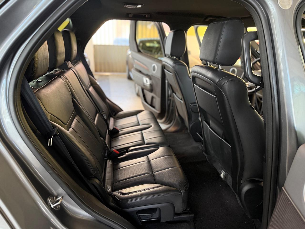 Land Rover Discovery 3.0 TD6 249 CV 7 Posti 2019