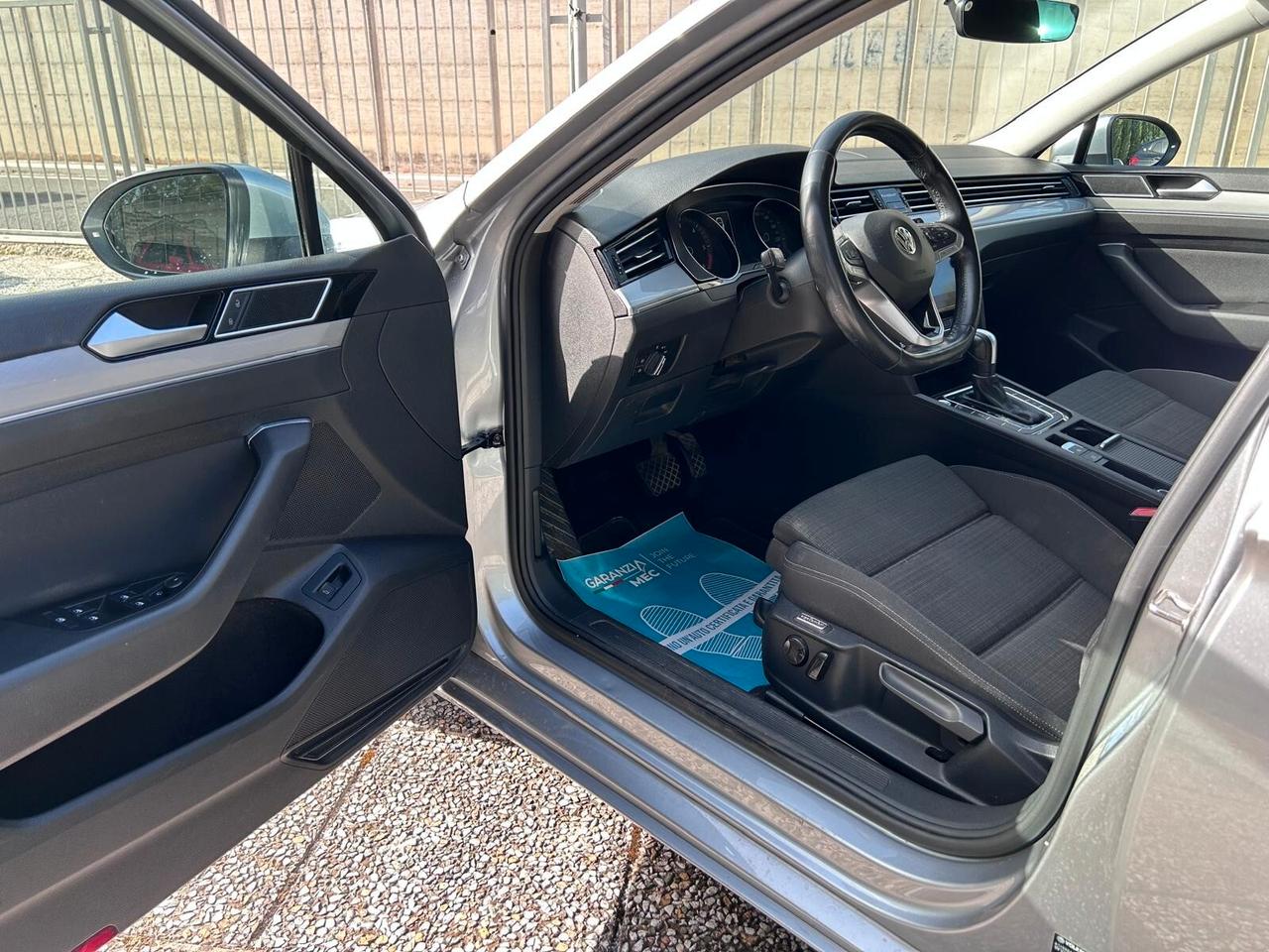 Volkswagen Passat Variant 1.6 TDI SCR DSG Business BMT