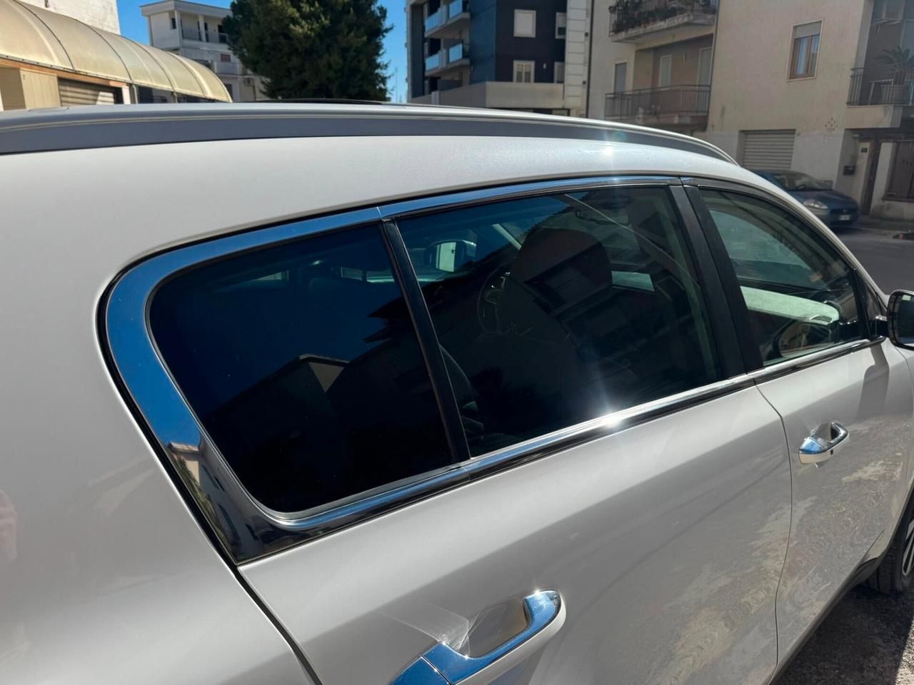 KIA SPORTAGE 1.7 CRDI 115 CV TETTO+CERCHI+RETROCAMERA