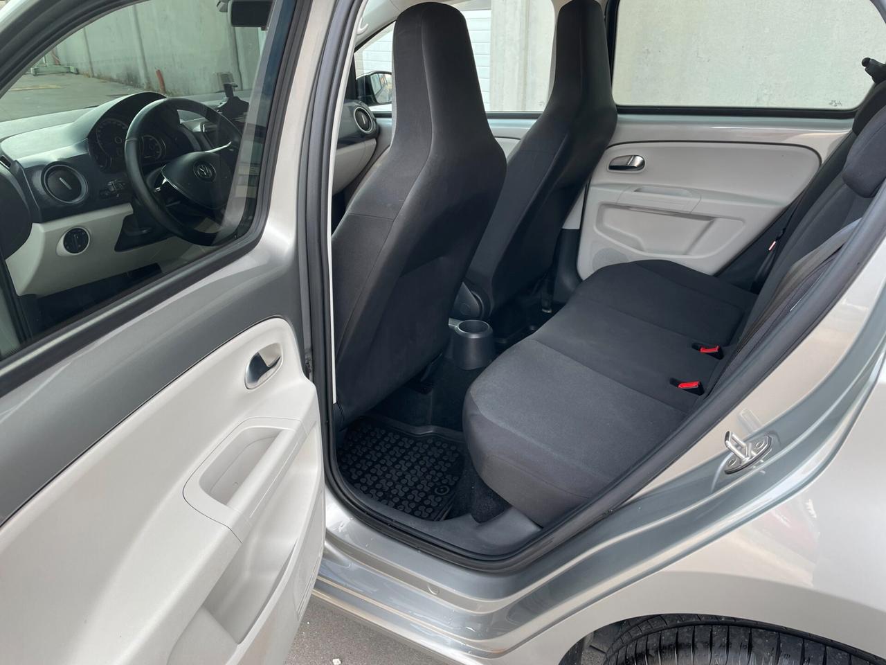 VOLKSWAGEN UP! 5 PORTE - BENZINA - 2017 - 99.611 KM
