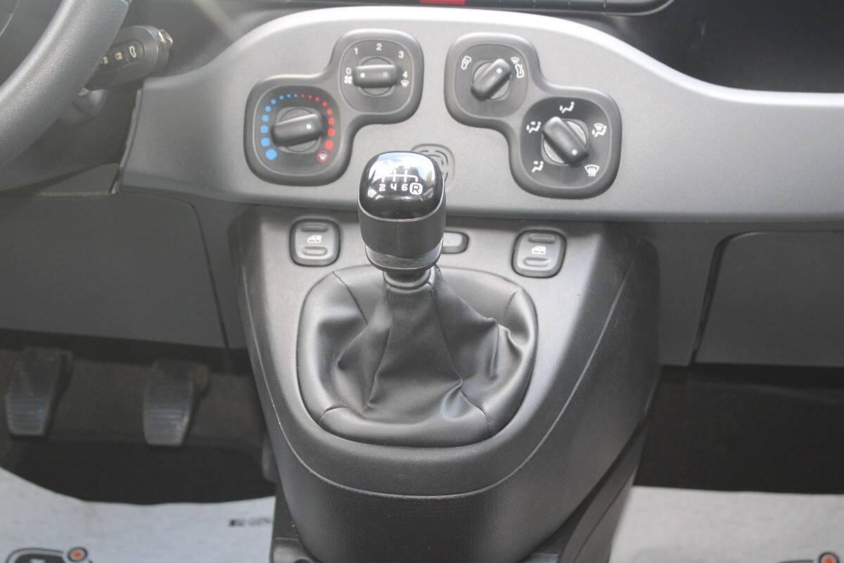Fiat Panda III 1.0 firefly hybrid City Life s&s 70cv NEOPATENTATI