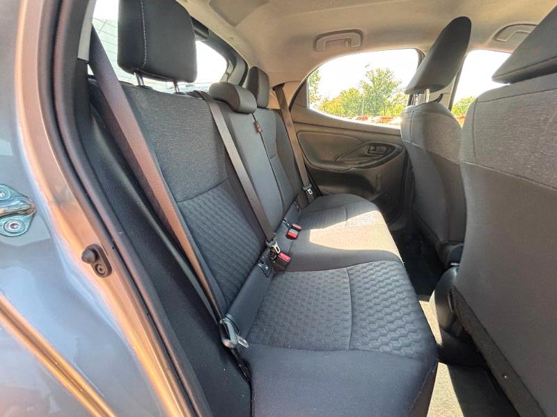 TOYOTA Yaris 4ª serie Yaris 1.0 5 porte Business