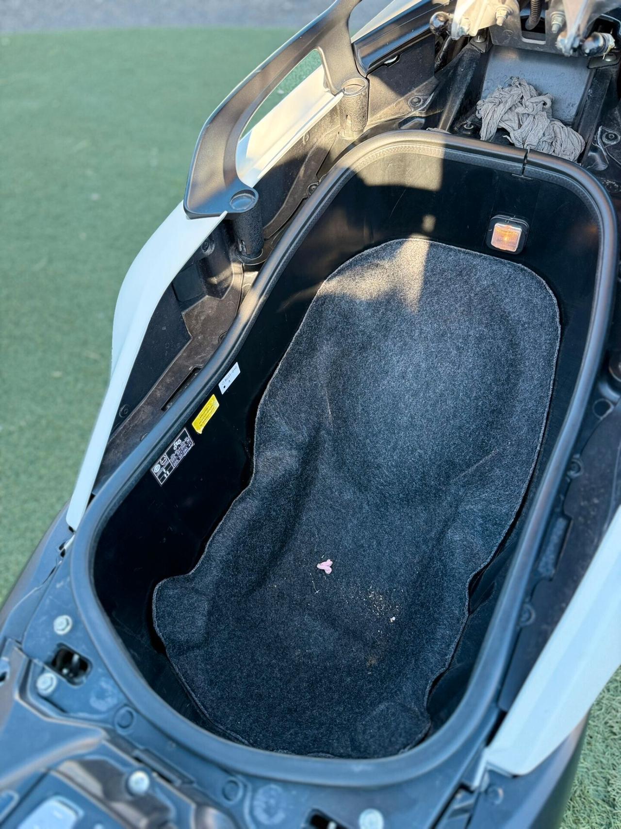 YAMAHA T-MAX 530 20MILA KM 0 SINISTRI - 2017