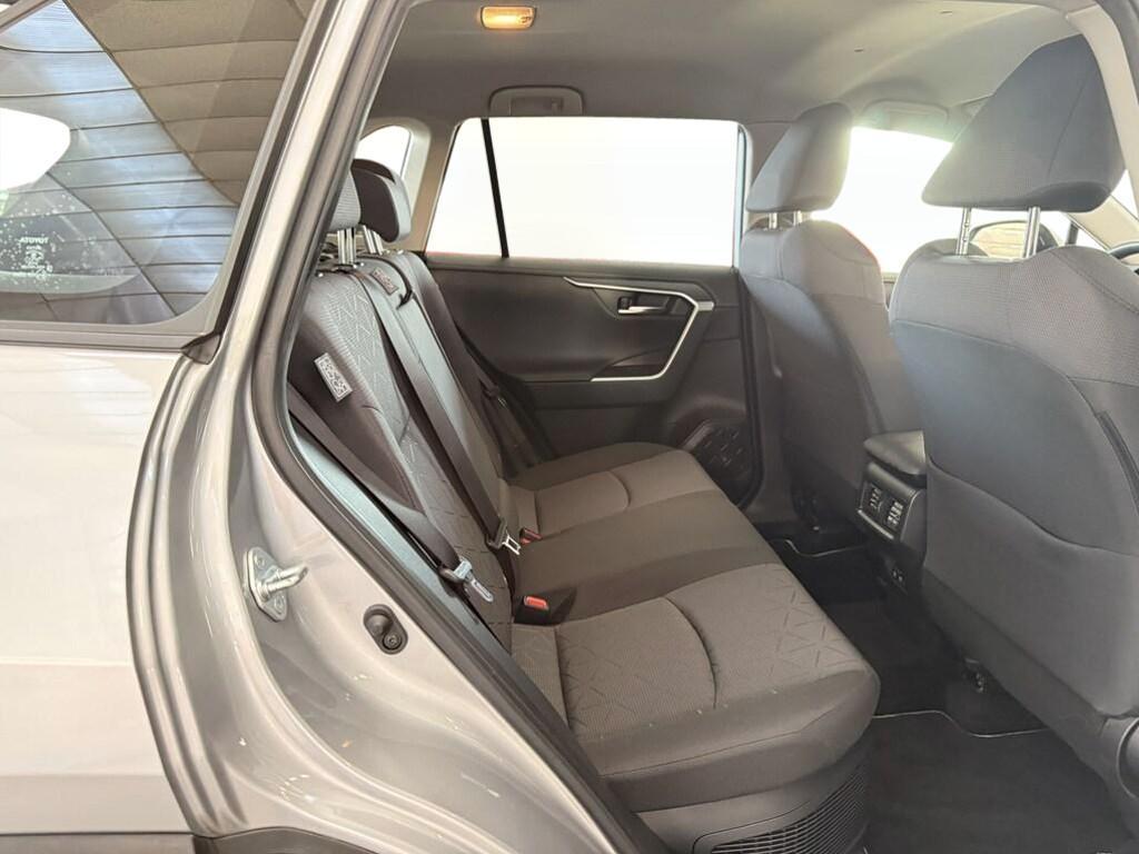 Toyota RAV4 2.5 VVT-iE Hybrid Dynamic 2WD E-CVT