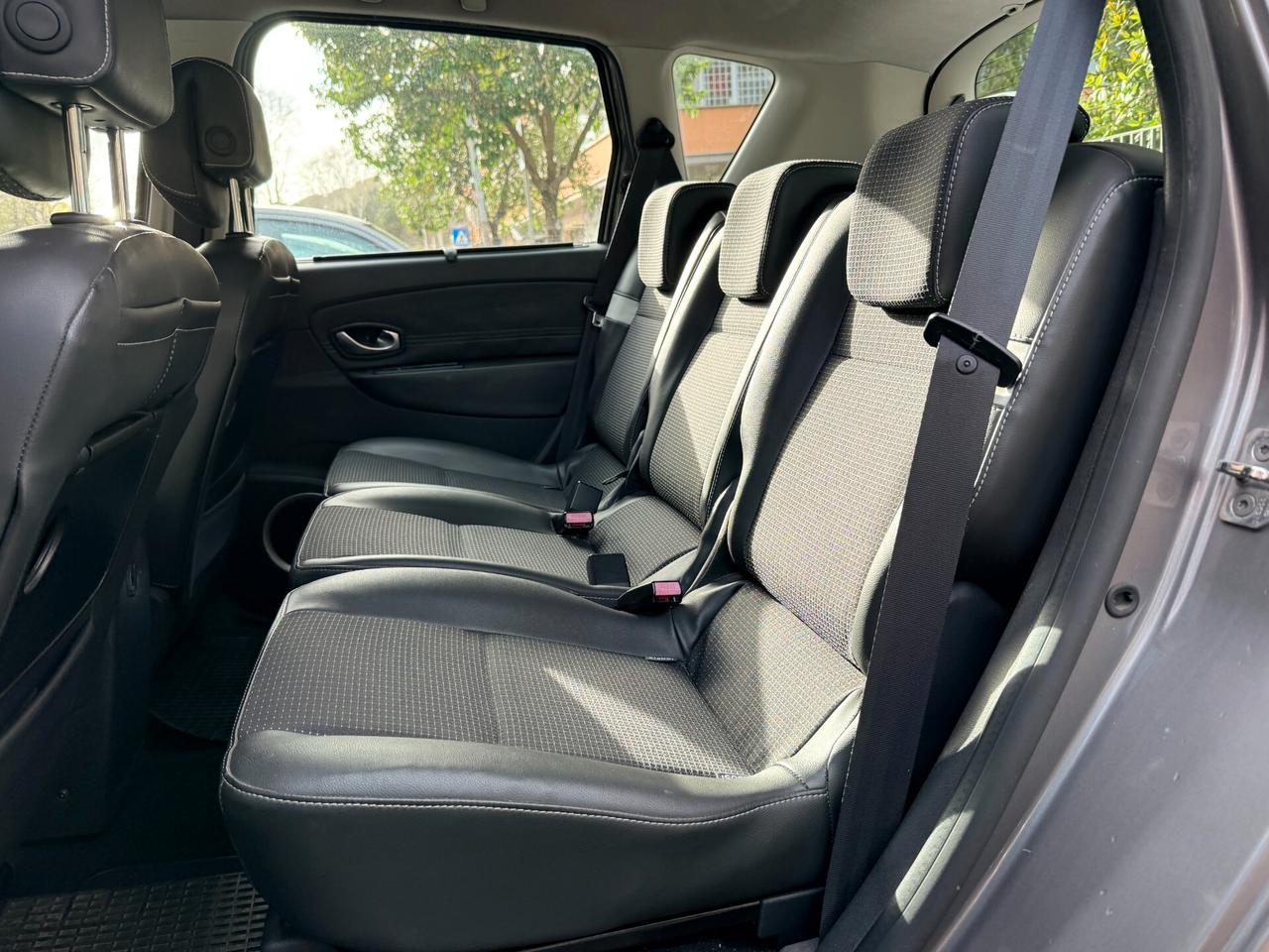 Renault Scenic 1.5 dCi 110cv Euro 5 Garanzia 12m