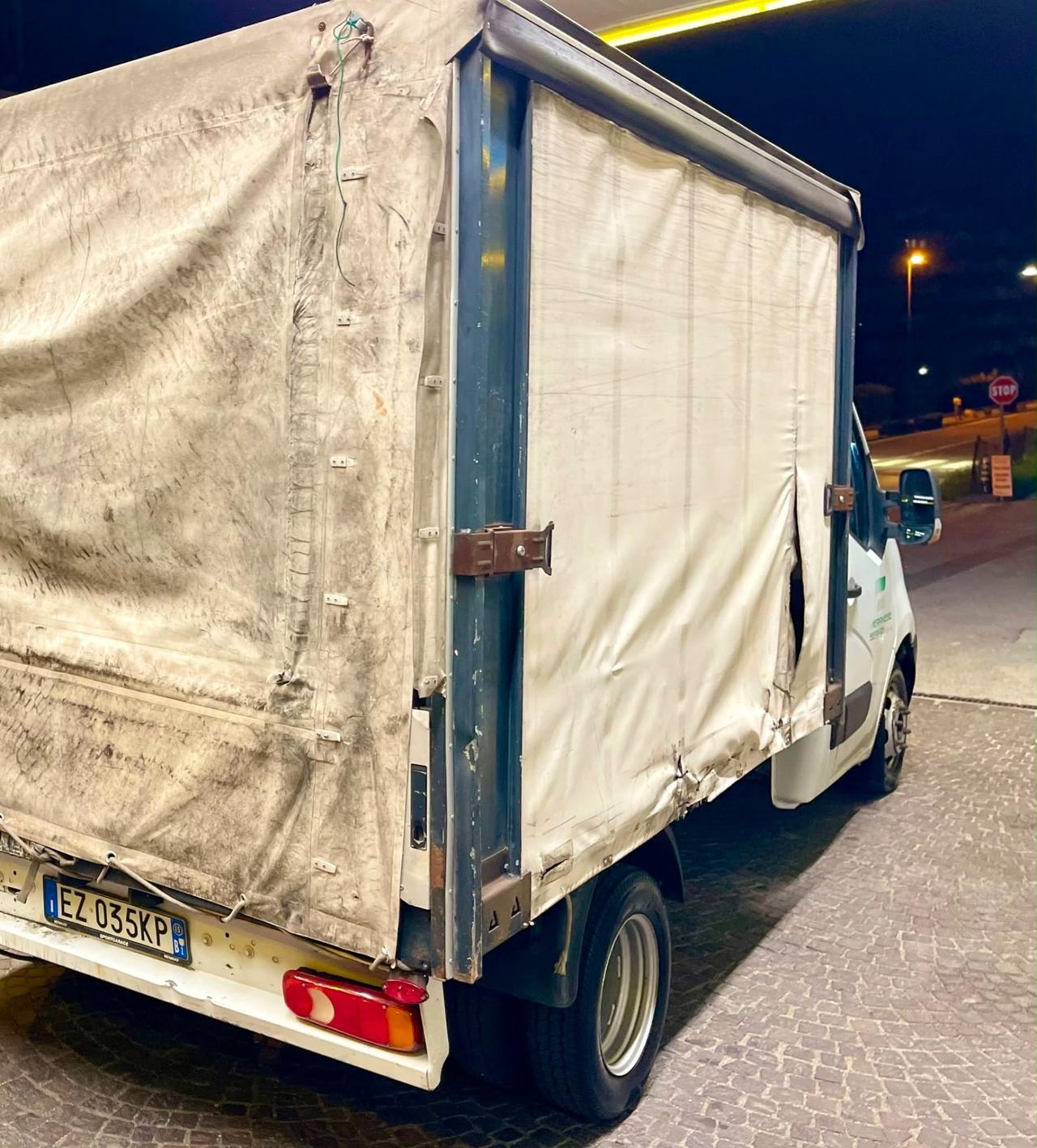 Renault Master Gemellato Autocarro Telonato 1000kg portata