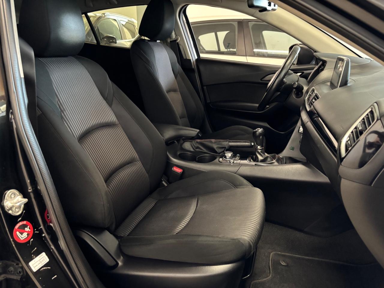 Mazda 3 2.2 Skyactiv-D Exceed