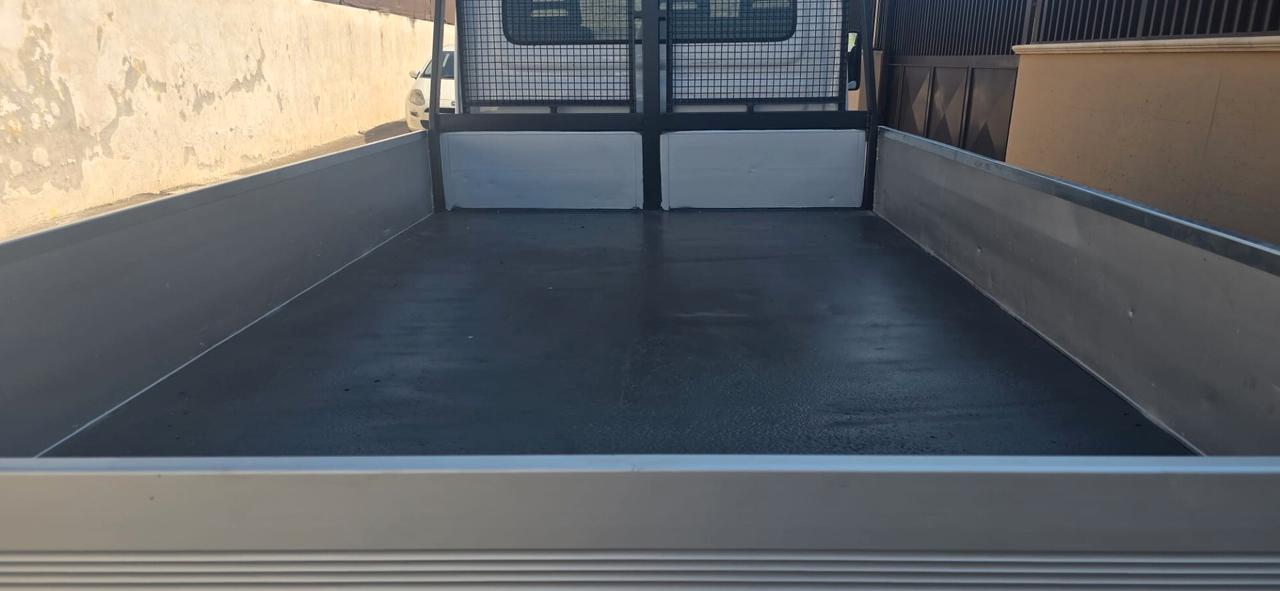 IVECO DAILY M0T0RE 2.800
