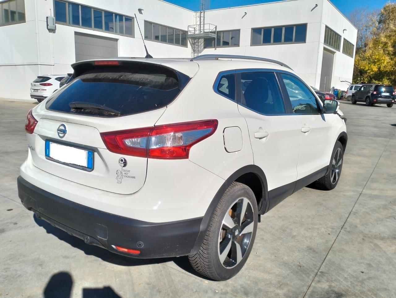Nissan Qashqai 1.2 DIG-T - SINISTRATO
