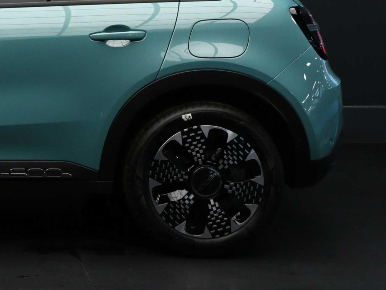 Fiat 600 1.2 136CV(145CV) Hybrid MHEV DCT L #10526