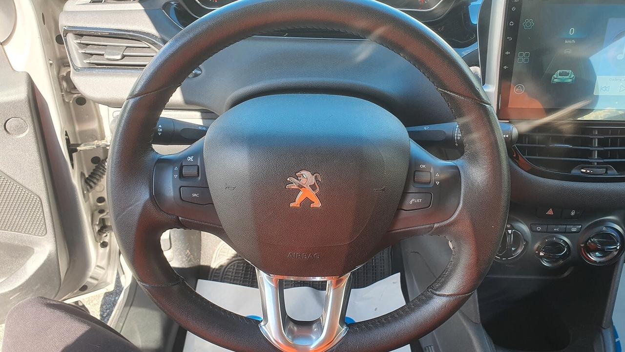 Peugeot 208 1.2 NEOPATENTATI