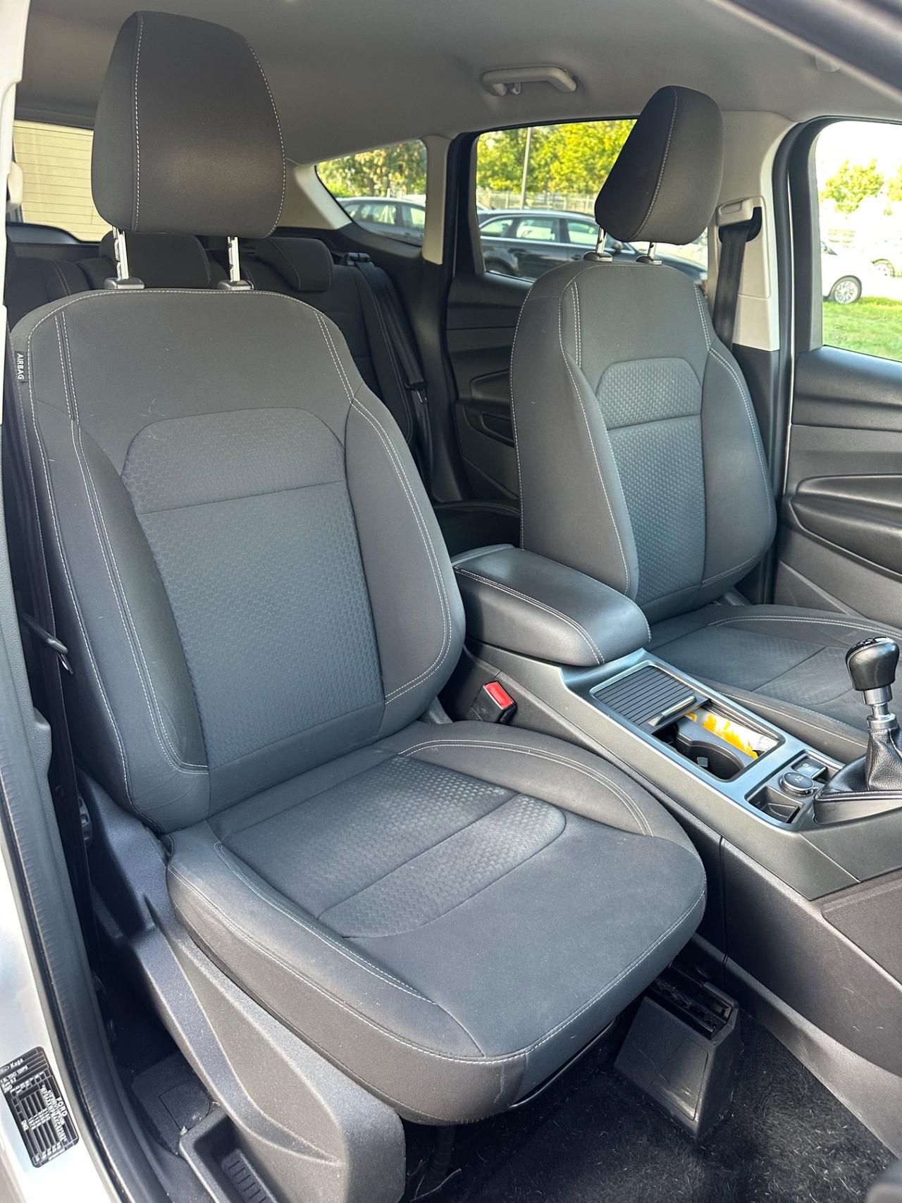Ford Kuga 1.5 TDCI 120 CV S&S 2WD Business
