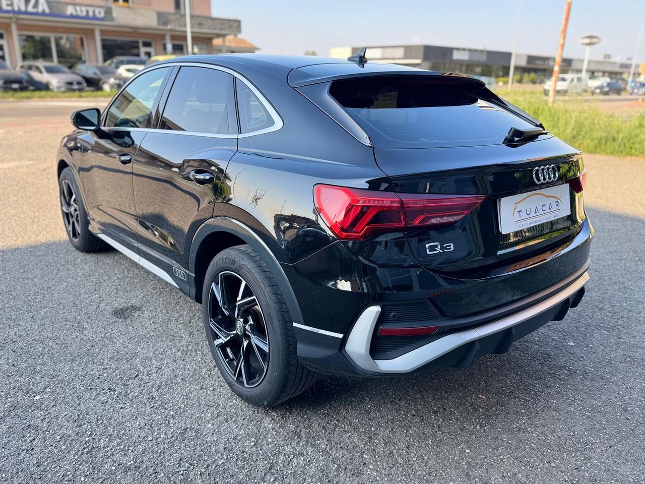 Audi Q3 S Line 2.0 35 TDI