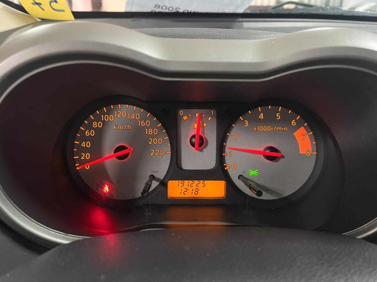 Nissan Note 1.4 tenuta bene