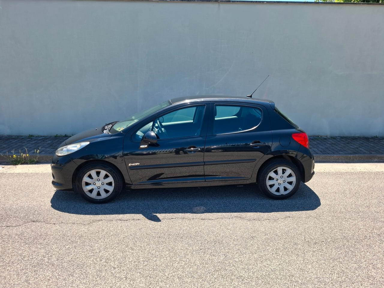 Peugeot 207 1.4 VTI 5P. ENERGIE