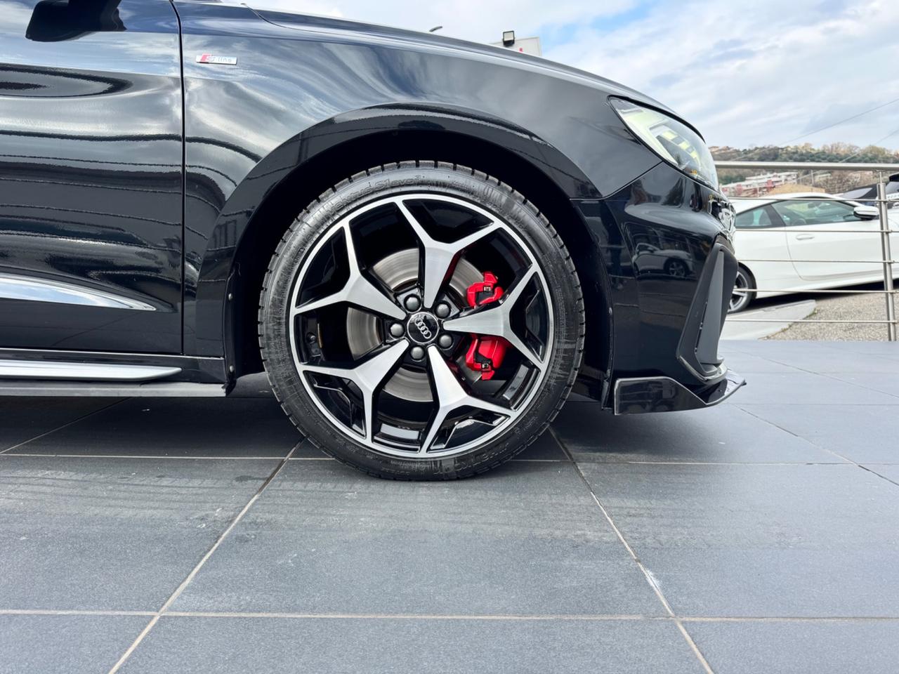 Audi A1 SPB 40 TFSI S tronic S line edition allestimento ABT