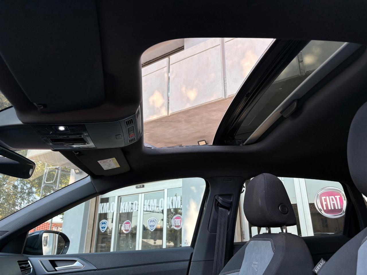 Volkswagen Taigo 1.0 TSI 115 CV R-Line