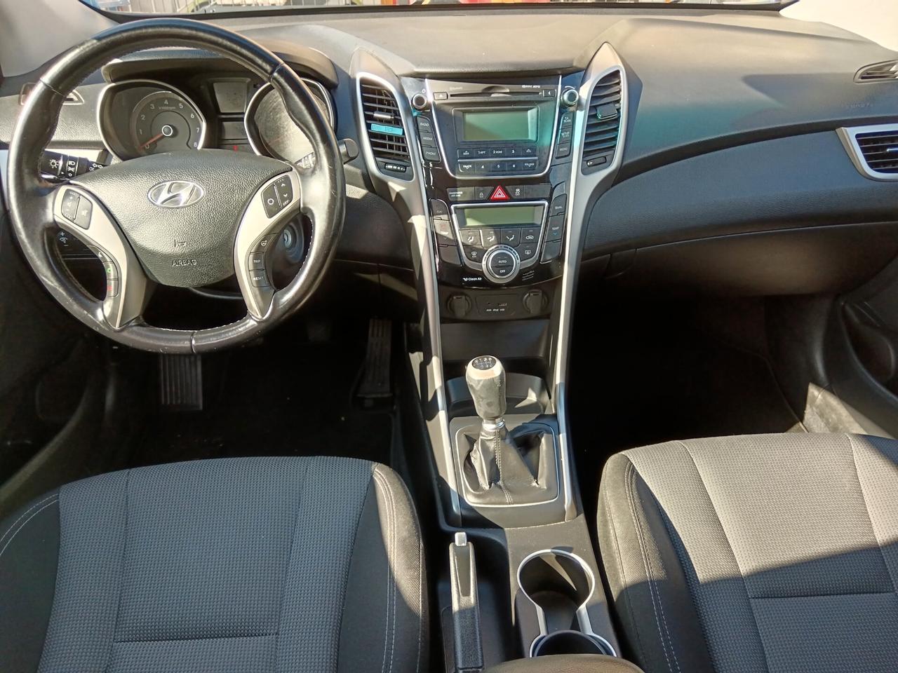 Hyundai i30 1.4 5p. Comfort